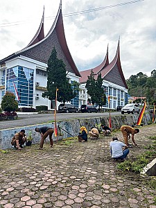 Kegiatan Gotong Royong - foto 5