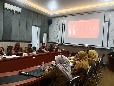 Rapat Rasionalisasi Restribusi Daerah Dengan SKPD - foto 2