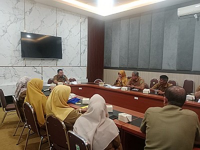 Rapat Rasionalisasi Restribusi Daerah Dengan SKPD - foto 4