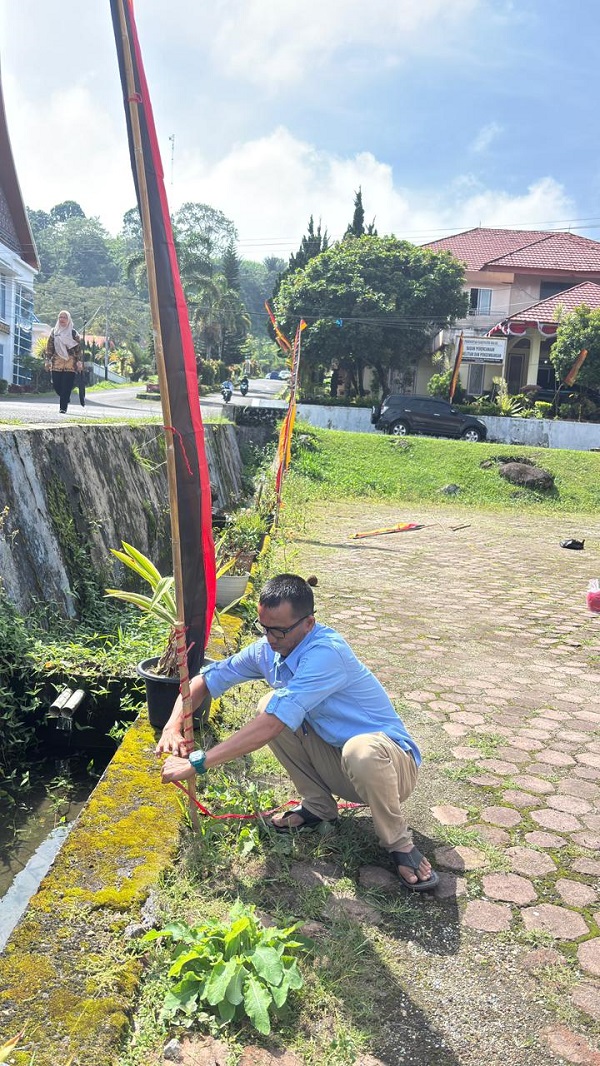 Meriahkan Hari Jadi Kabupaten Solok, Bapenda Memasang " Marawa"